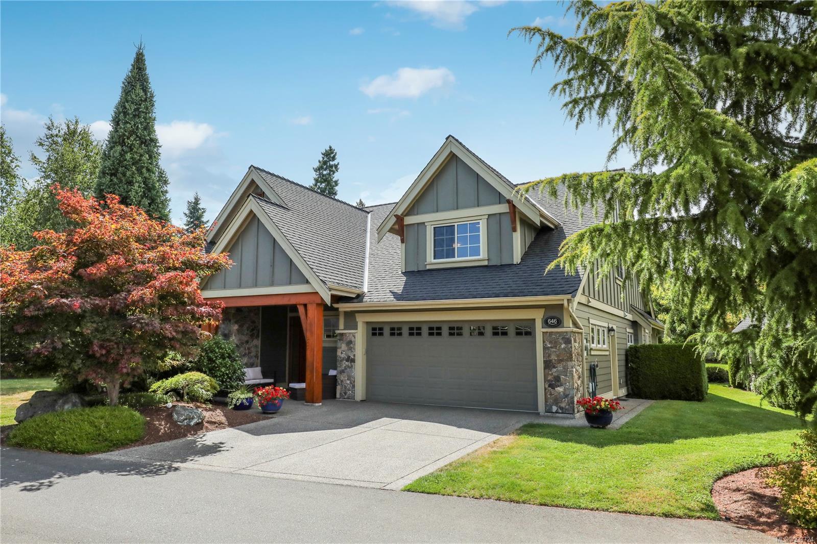 646 Eaglewood Court, Qualicum Beach, BC, V9K 0A3 938724 The Nicklen Group