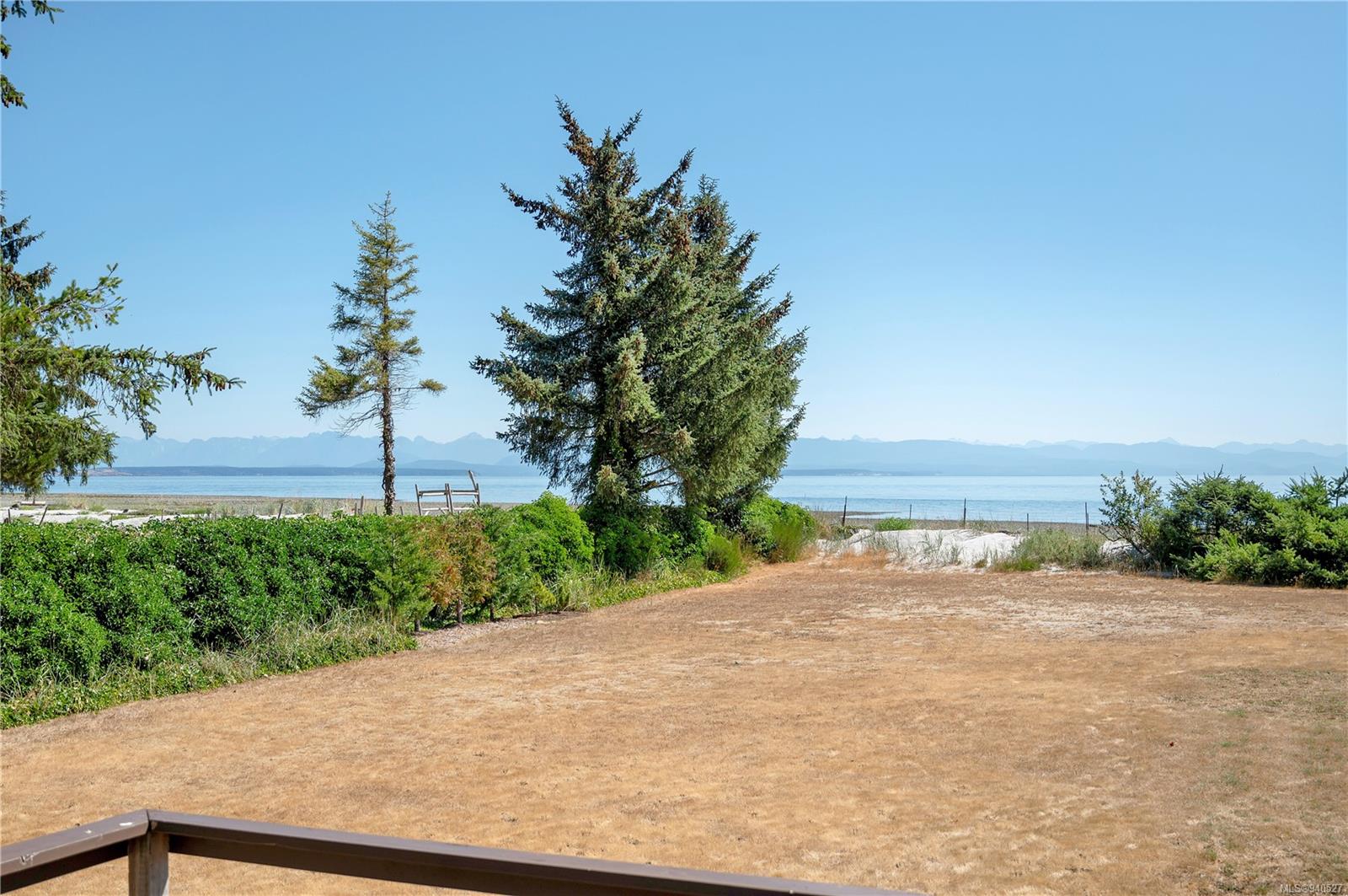 8998 Clarkson Avenue, Black Creek, BC, V9J 1B2 940527 Brian Toner