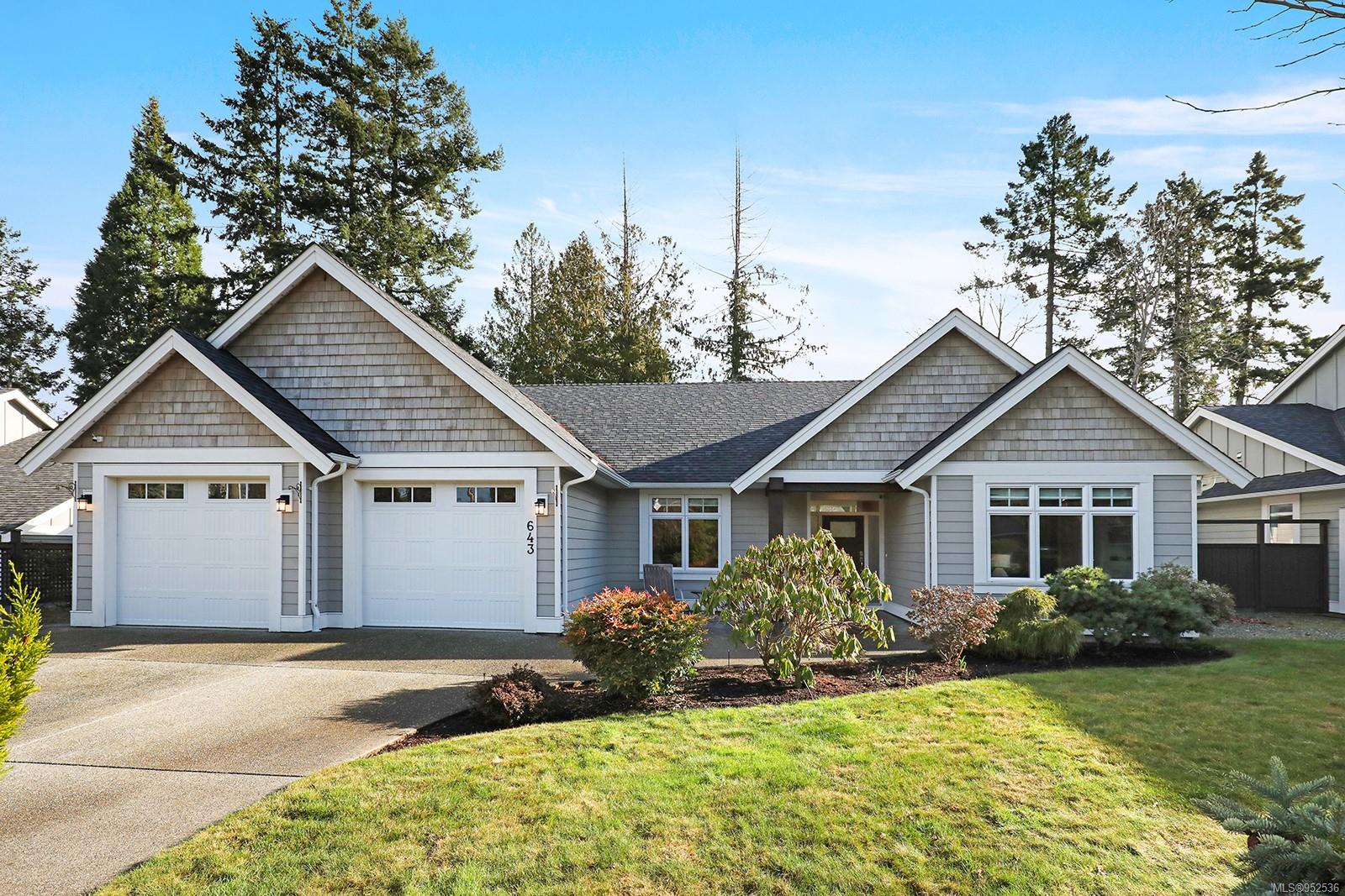 643 Eaglecrest Drive, Qualicum Beach, BC, V9K 1E4 952536 The