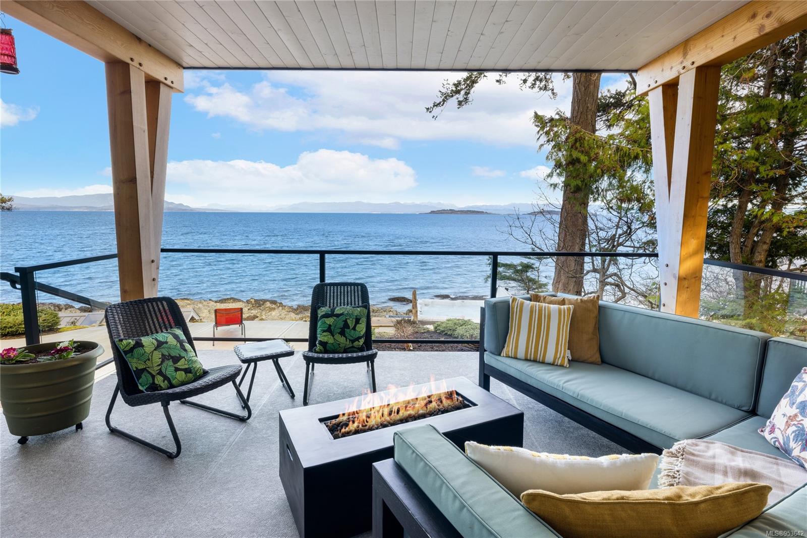 1254 Marina Way, Nanoose Bay, BC, V9P 9C1 953642 The Nicklen Group