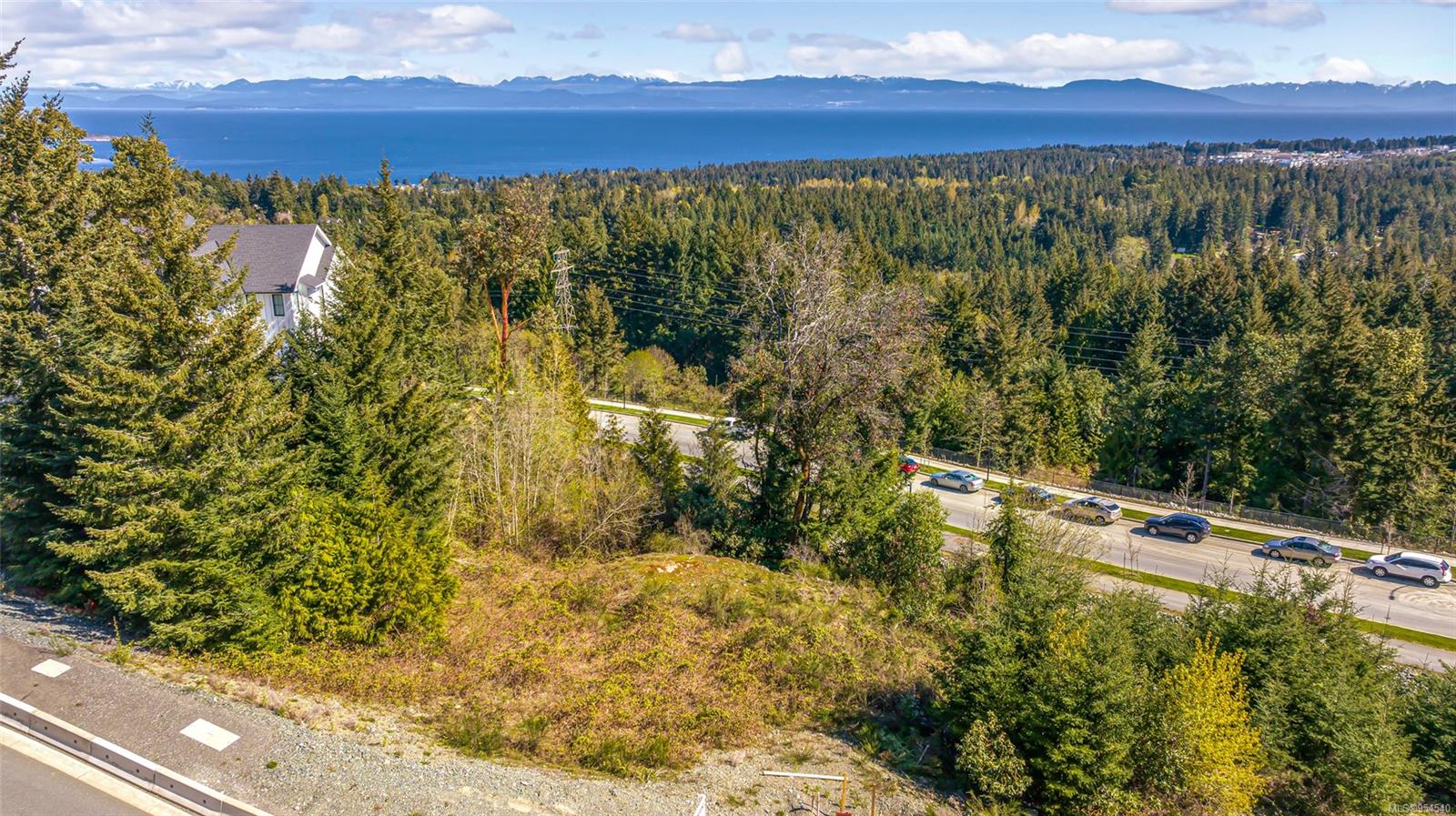 5000 Broad Ridge Place, Lantzville, BC, V0R 2H0 954540 Carol