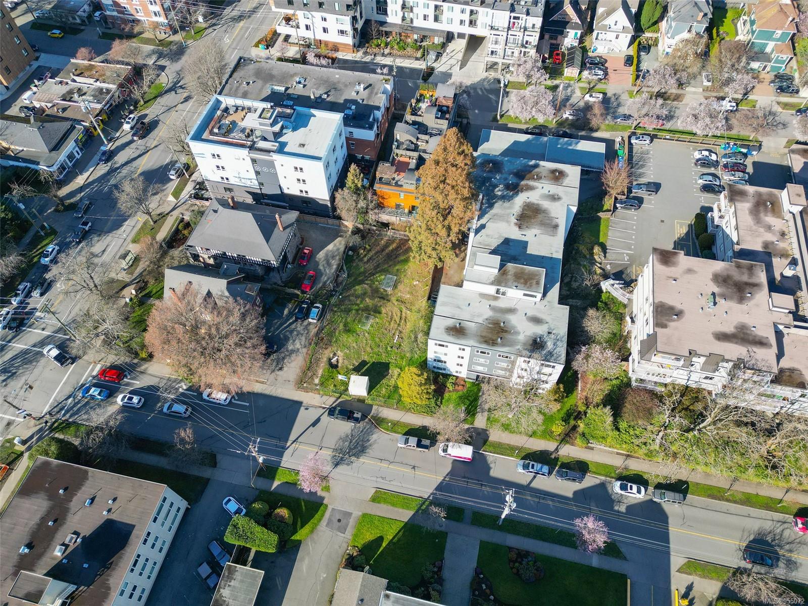 1114 Rockland Avenue, Victoria, BC, V8V 3H7 955072 Mark Rice