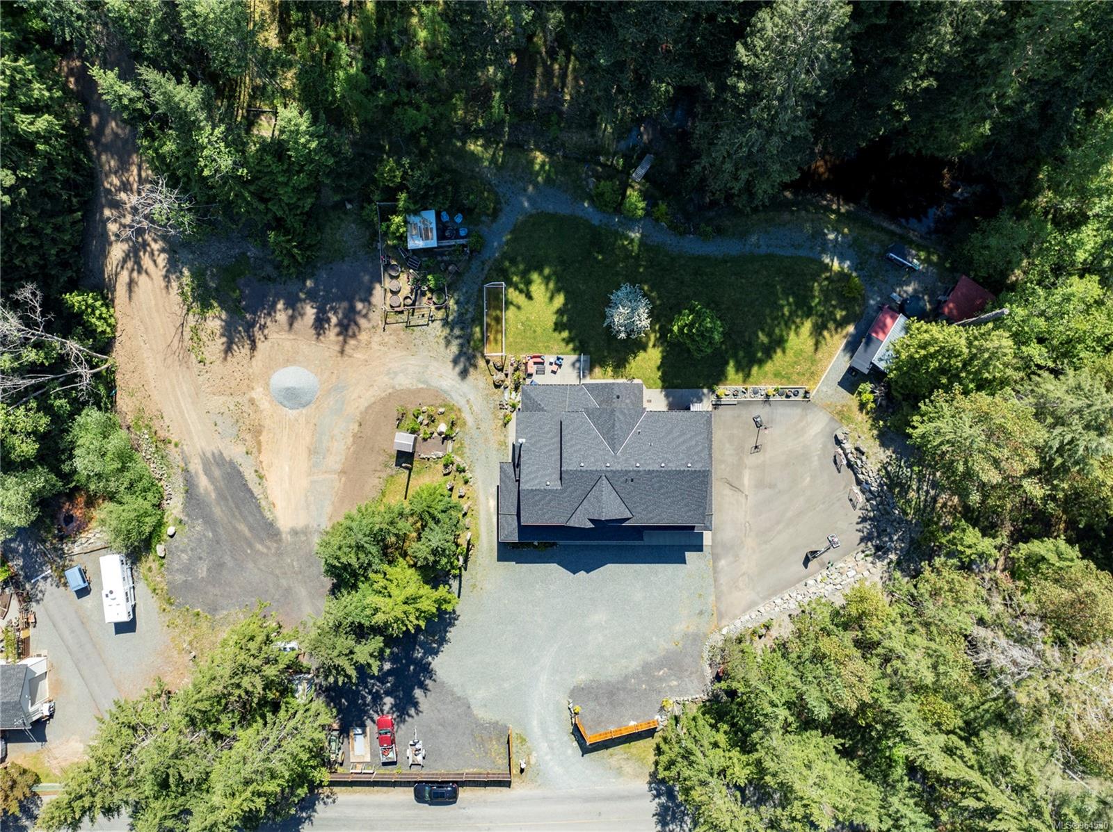 2873 Kilpatrick Road, Nanaimo, BC, V9R 6W6 964530 Cody Dreger and