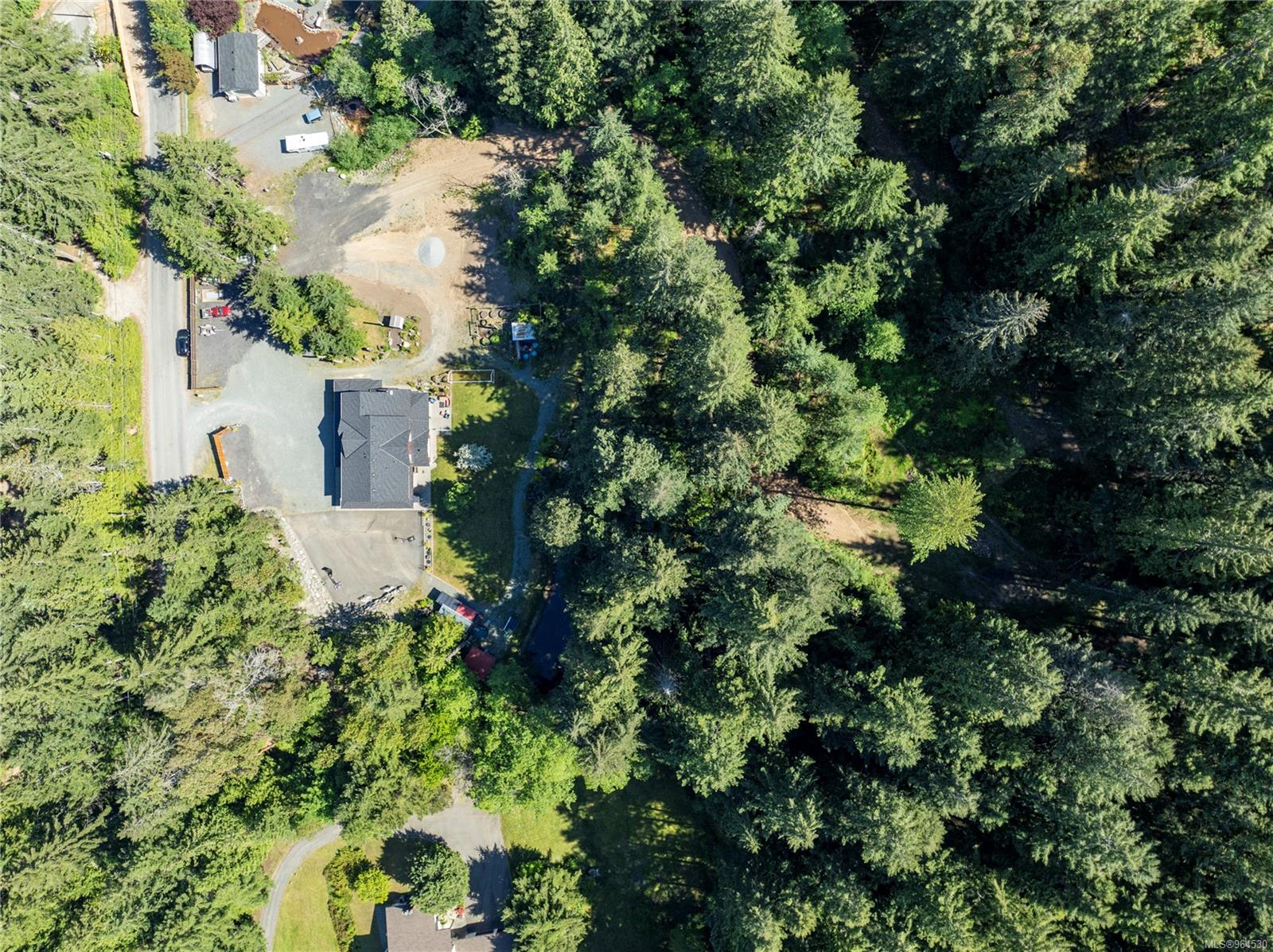 2873 Kilpatrick Road, Nanaimo, BC, V9R 6W6 964530 Cody Dreger and