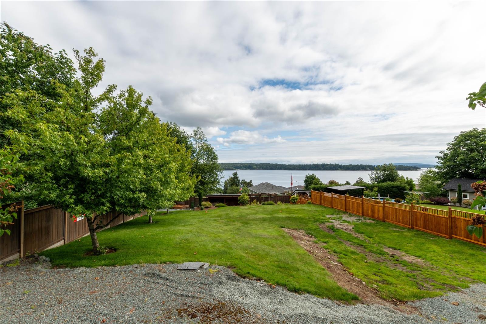 401 Chemainus Road, Ladysmith, BC, V9G 1Y3 966271 Mactier Real