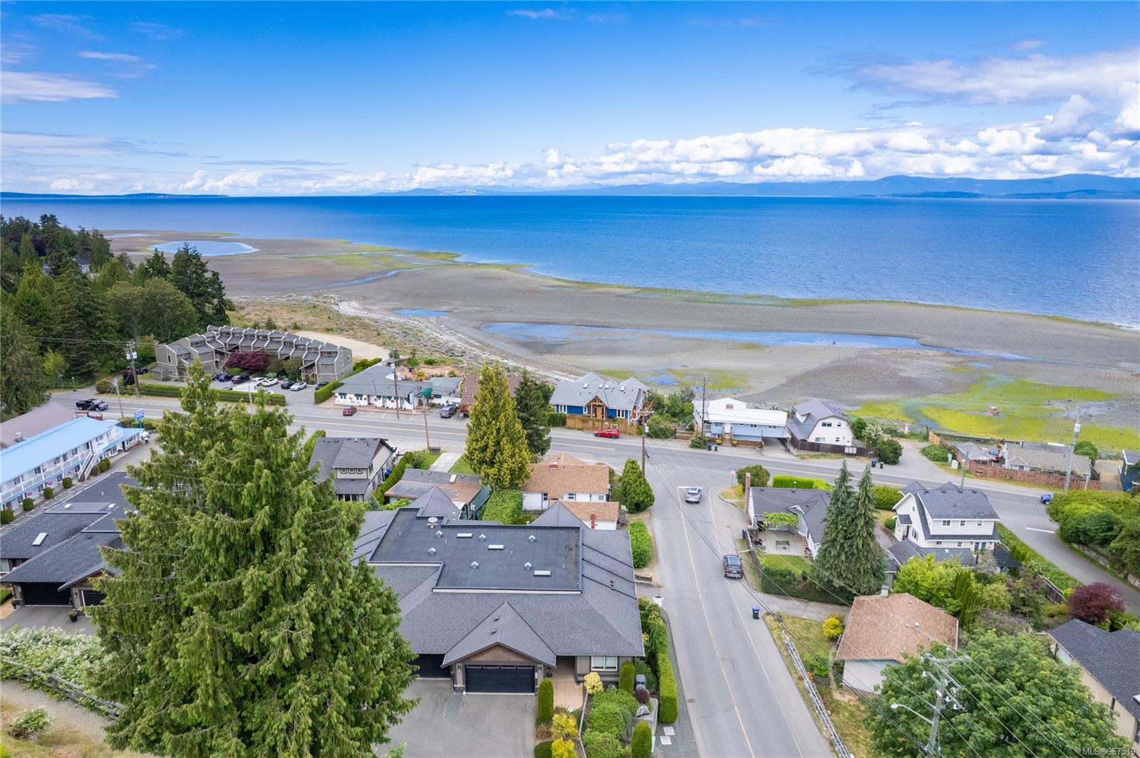 1101, 333 Garrett Road, Qualicum Beach, BC, V9K 1H4 967519 The