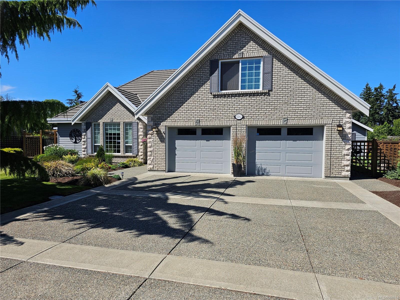 1262 Prestwick Place, French Creek, BC, V9P 2W2 968014 The Nicklen