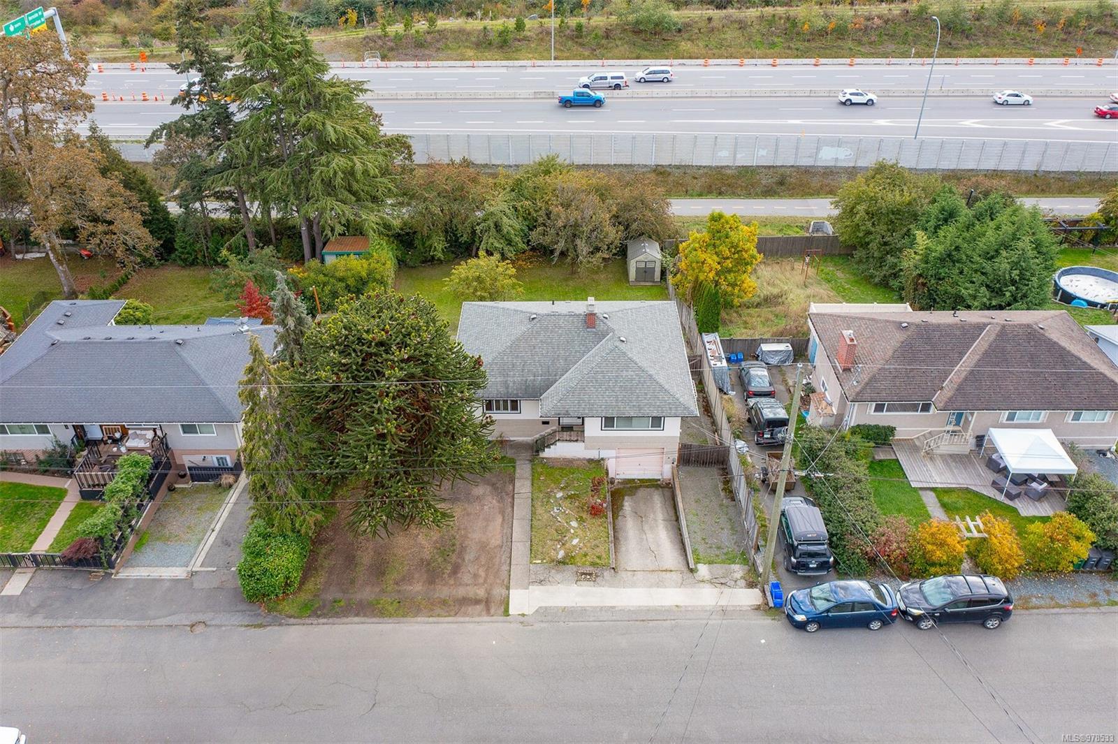 617 Sedger Road, Saanich, BC, V8Z 1R9 978533 Red Hot Real Estate Team