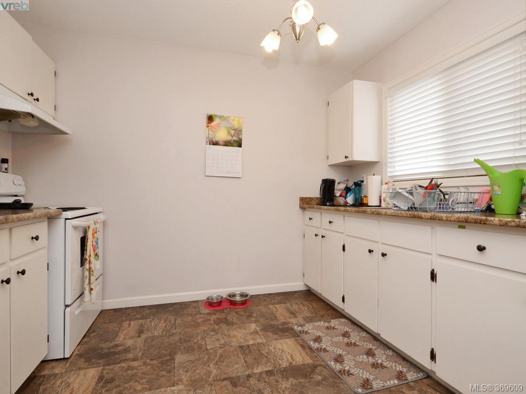 # A/B 767 Hockley Avenue, Victoria, BC 369609 369609 ...