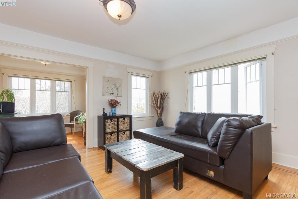 1954 Monteith Street, Victoria, BC 376908 Tracy KeenanWhyte