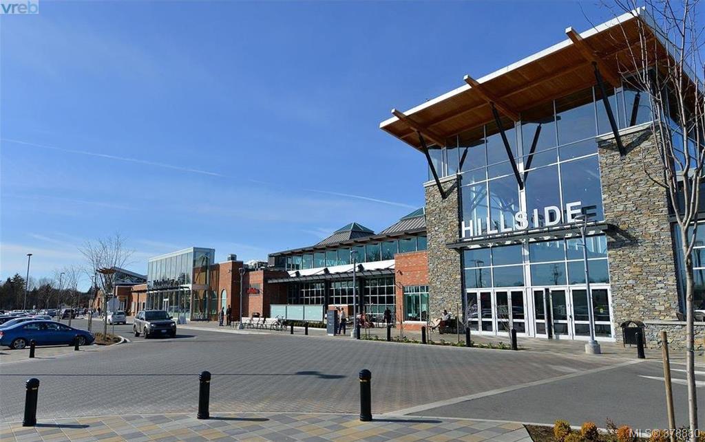  309 1618 North Dairy Road, Victoria, BC 378880 Miles Takacs