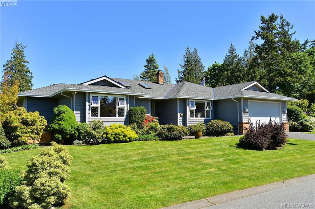 4999 Del Monte Avenue, Victoria, BC 379405 Miles Takacs
