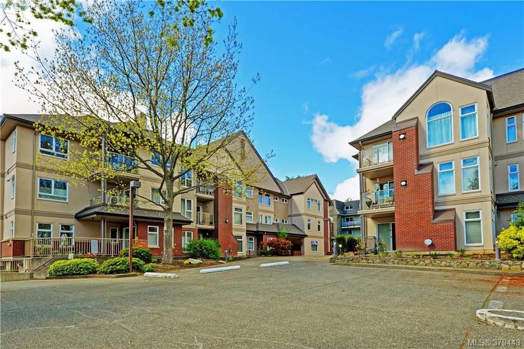  103 837 Selkirk Avenue, Victoria, BC 379443 Nicole Pelan