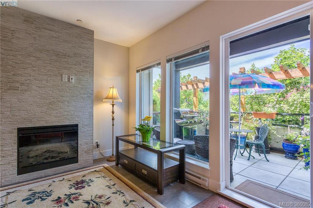  101 7182 West Saanich Road, Central Saanich, BC 380082 The House