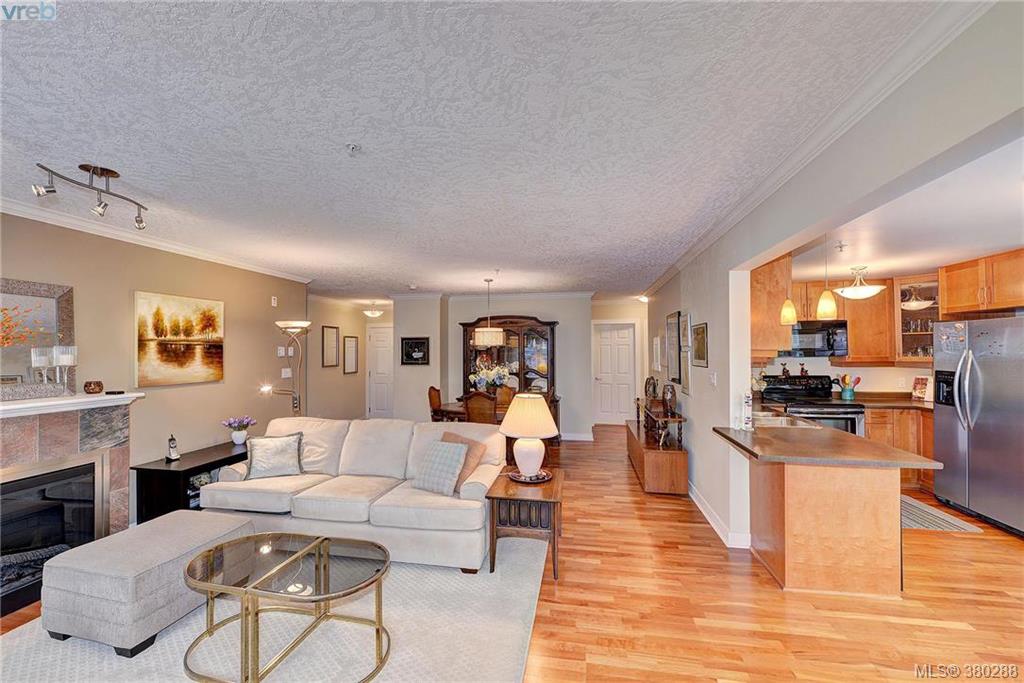  206 4480 Chatterton Way, Victoria, BC 380288 McCollom Real Estate