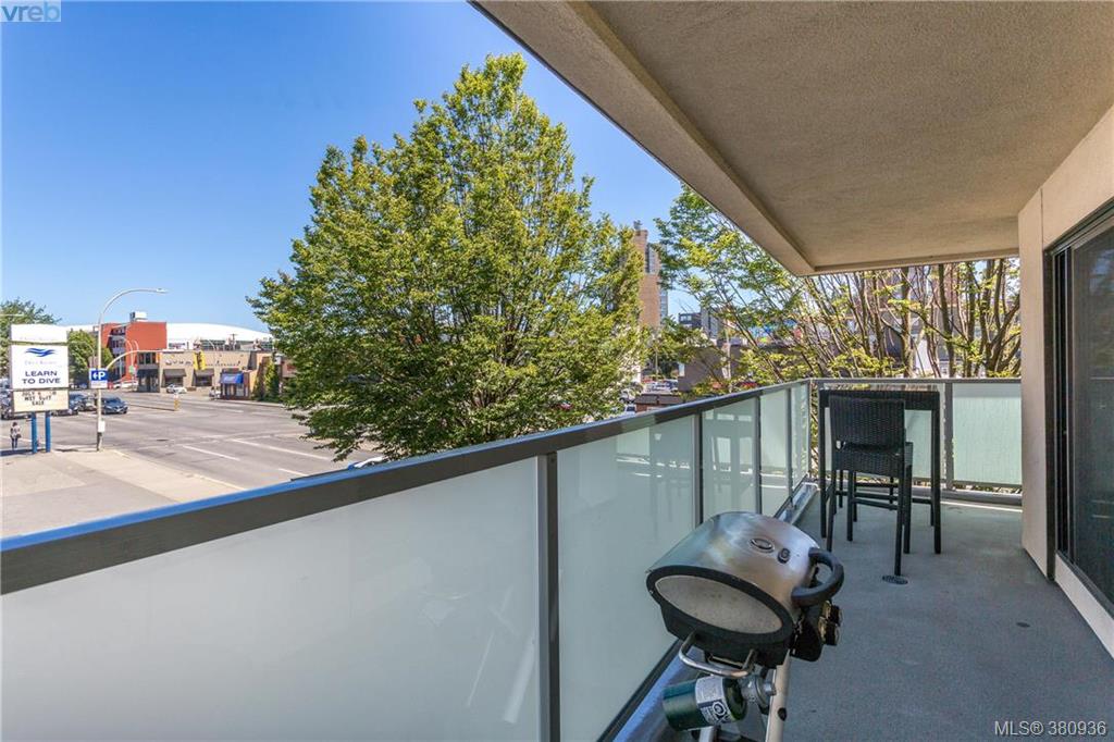 # 202 770 Cormorant Street, Victoria, BC | 380936 | The ...