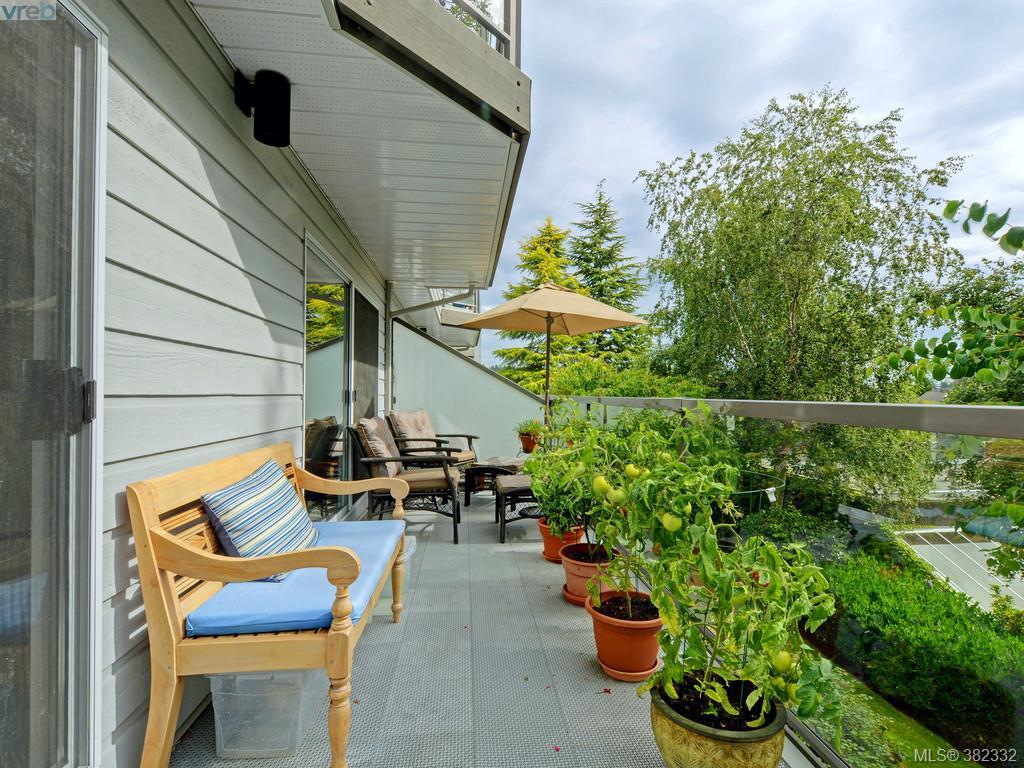  303 10461 Resthaven Drive, Sidney, BC 382332 Matt Loken