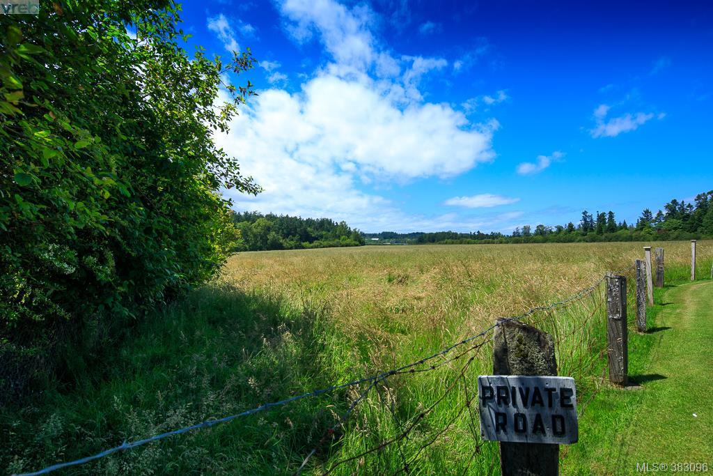 5625 Parker Avenue, Victoria, BC 383096 1224 Richardson