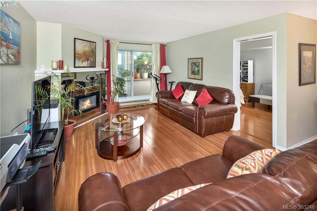  101 3206 Alder Street, Victoria, BC 383246 Mark Rice Personal