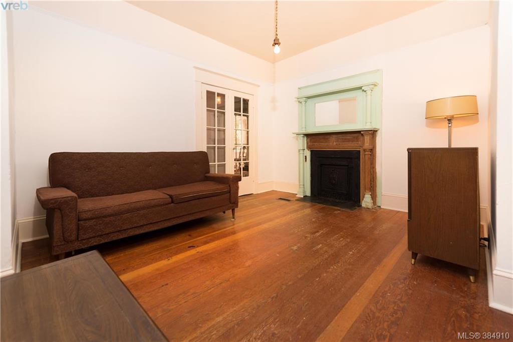 2654 Fernwood Road, Victoria, BC 384910 Dane Kingsbury Real Estate