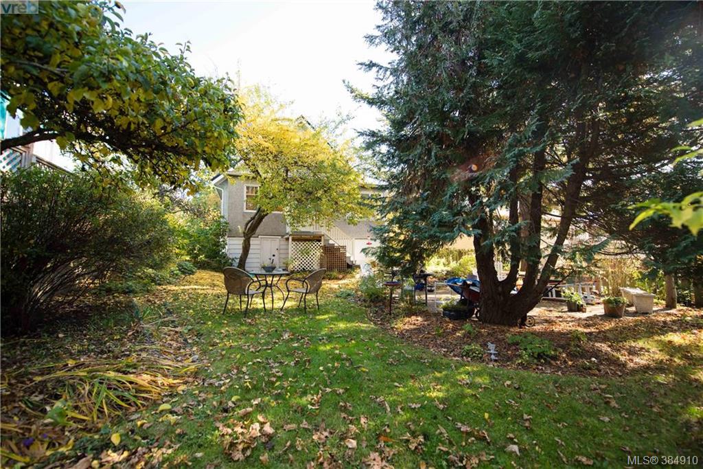 2654 Fernwood Road, Victoria, BC 384910 Dane Kingsbury Real Estate