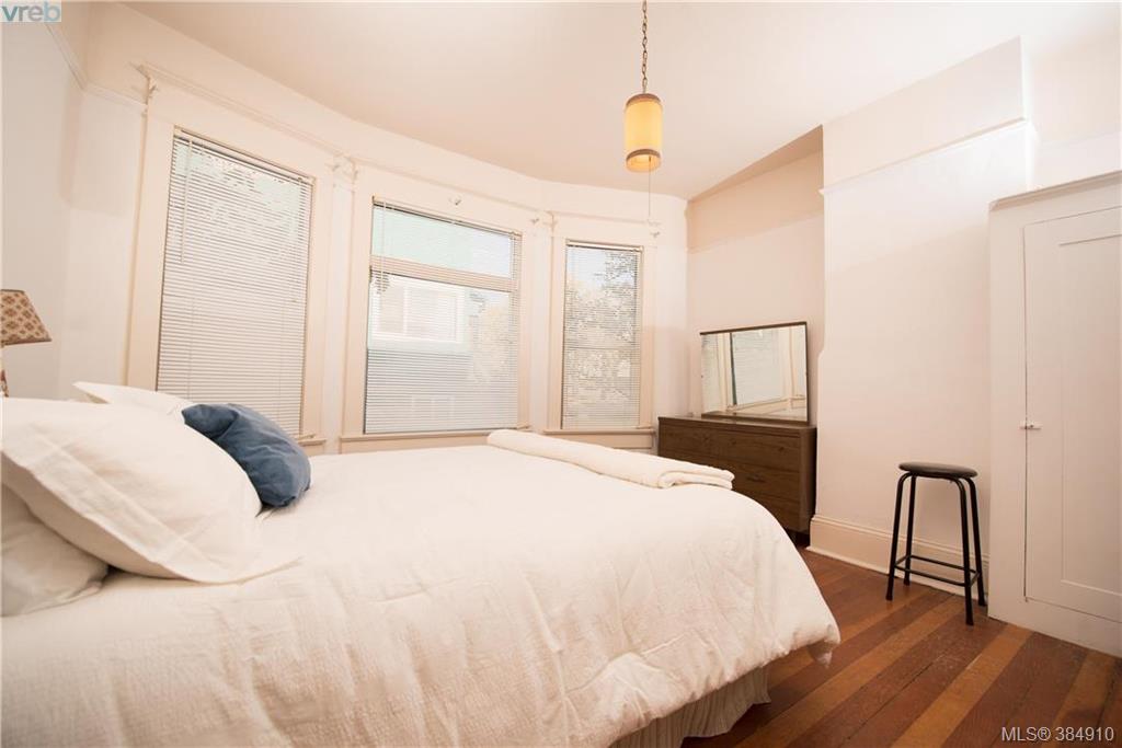 2654 Fernwood Road, Victoria, BC 384910 Dane Kingsbury Real Estate