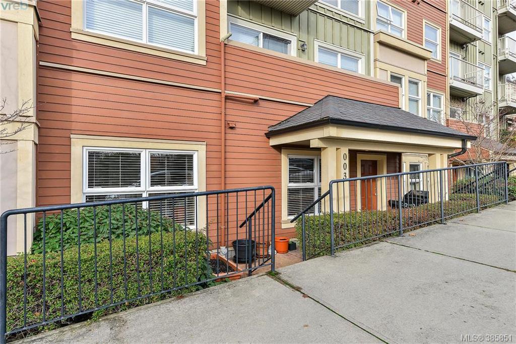  3 870 Short Street, Victoria, BC 385851 The House Selling Group