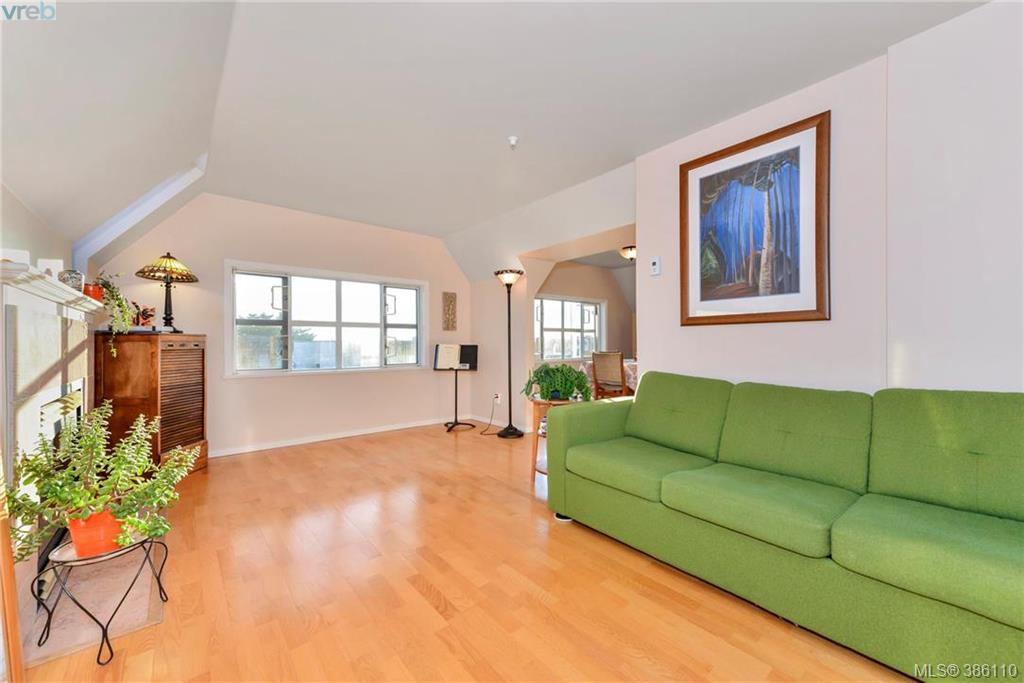  6 1246 Fairfield Road, Victoria, BC 386110 The House Selling Group