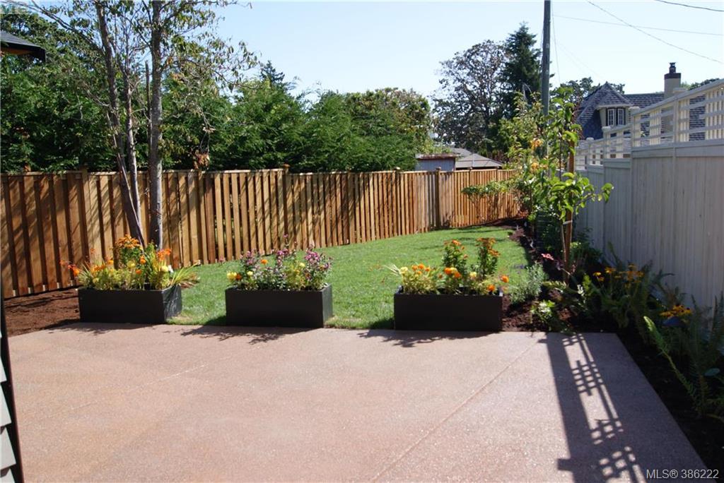 1705 Monteith Street, Victoria, BC 386222 Miles Takacs