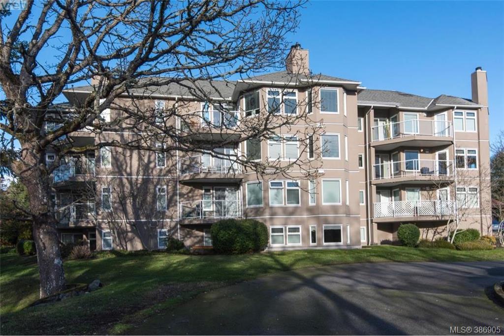  407 4678C Elk Lake Drive, Victoria, BC 386905 Ross Casey