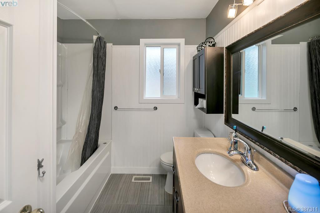 582 Ridley Drive, Victoria, BC 387311 Marten Homes Real Estate PREC