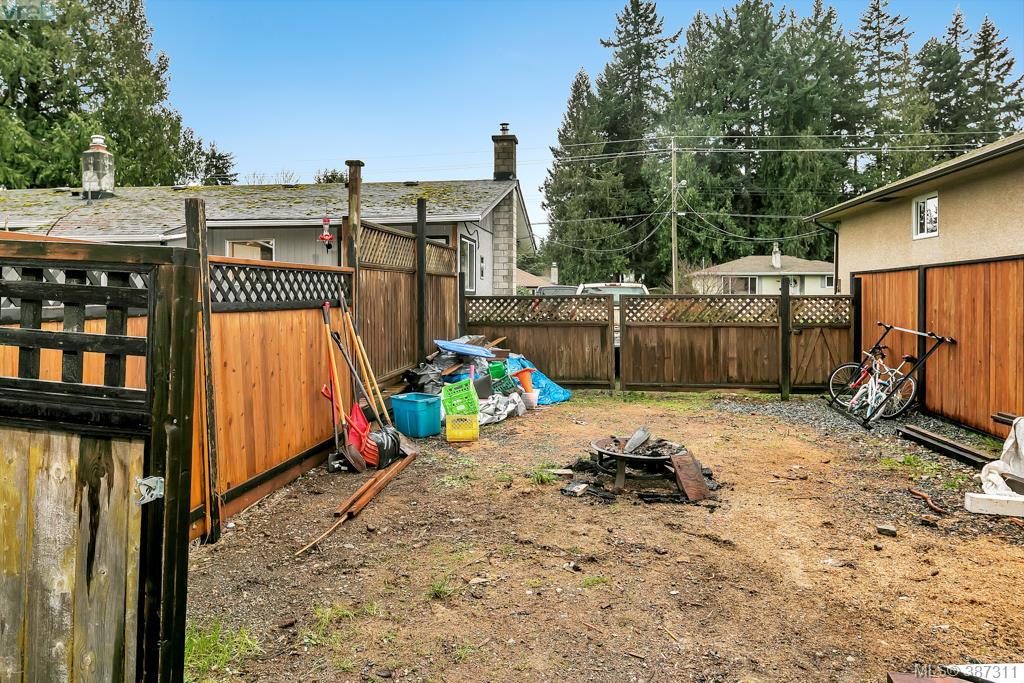 582 Ridley Drive, Victoria, BC 387311 Marten Homes Real Estate PREC