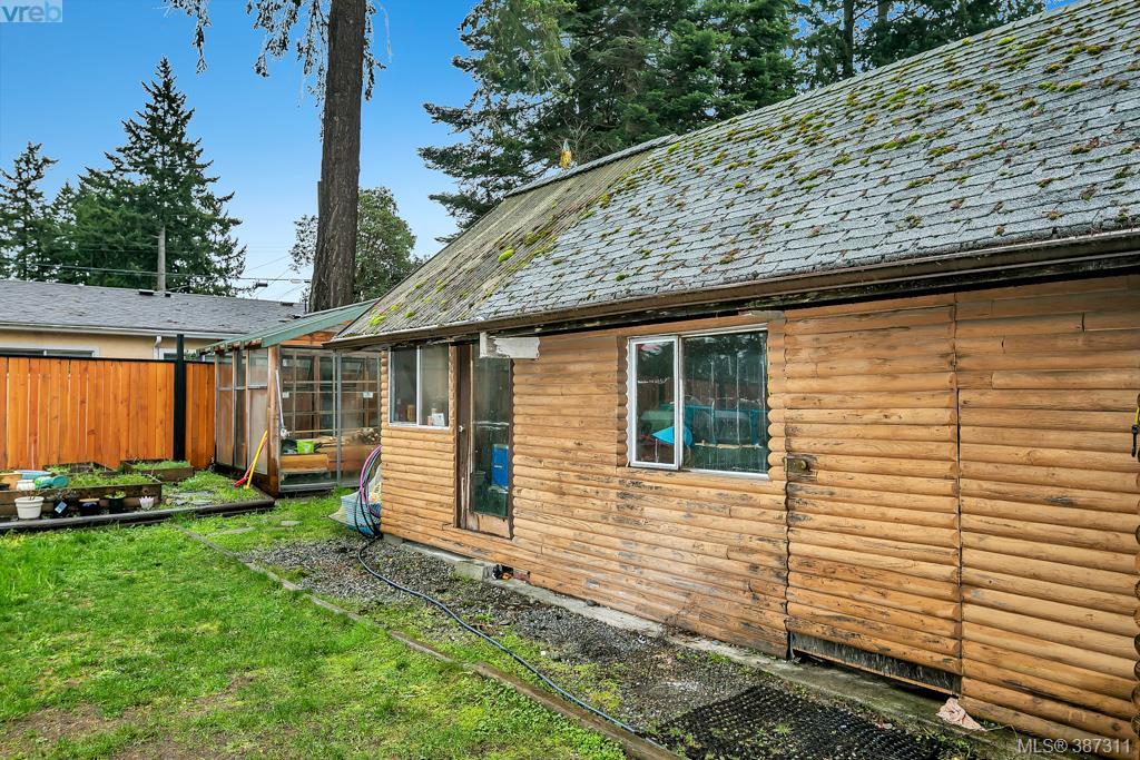 582 Ridley Drive, Victoria, BC 387311 Marten Homes Real Estate PREC