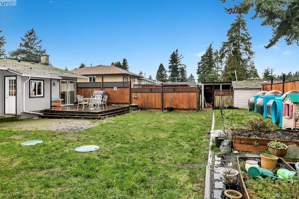 582 Ridley Drive, Victoria, BC 387311 Marten Homes Real Estate PREC