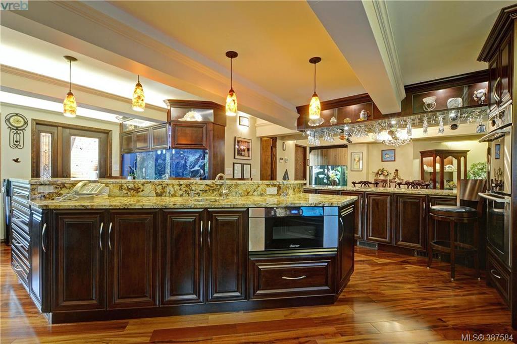 340 Goward Road, Victoria, BC 387584 Anke Venema Personal Real Estate Corporation REALTOR