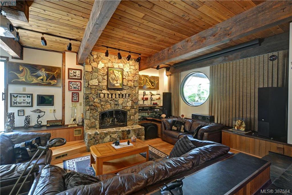 340 Goward Road, Victoria, BC 387584 Anke Venema Personal Real Estate Corporation REALTOR