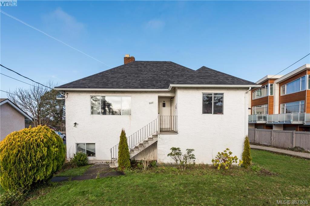 2816 Irma Street, Victoria, BC 387808 Paul Vandermade