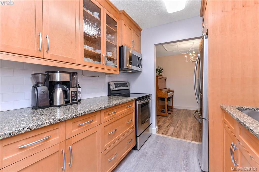  402 1157 Fairfield Road, Victoria, BC 390131 The House Selling Group
