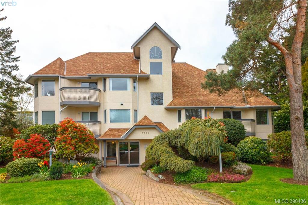  208 9882 Fifth Street, Sidney, BC 390436 McCollom Real Estate Ltd.