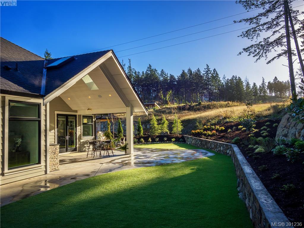 1418 Champions Place, Victoria, BC 391236 Victoria Real Estate