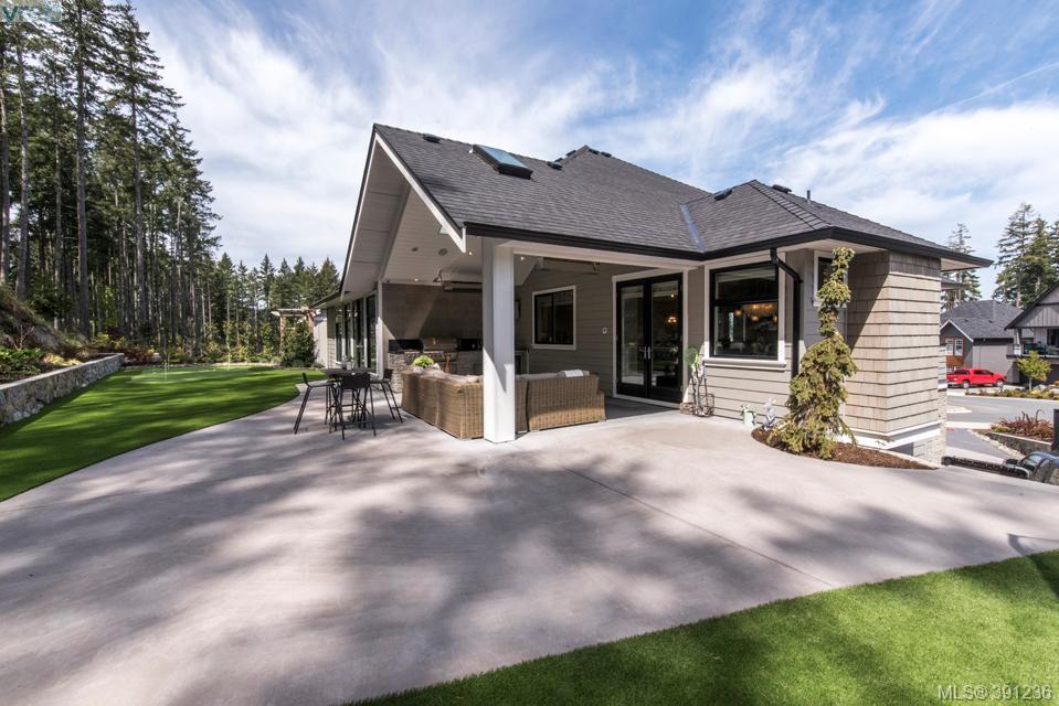 1418 Champions Place, Victoria, BC 391236 Victoria Real Estate