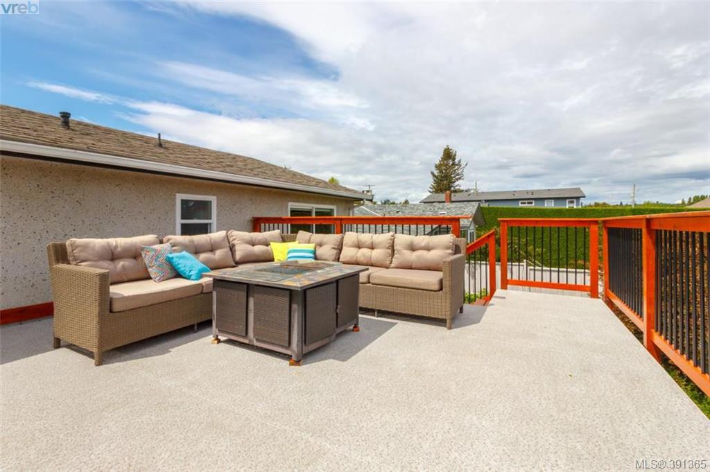 2921 Gosworth Road, Victoria, BC 391365 The House Selling Group