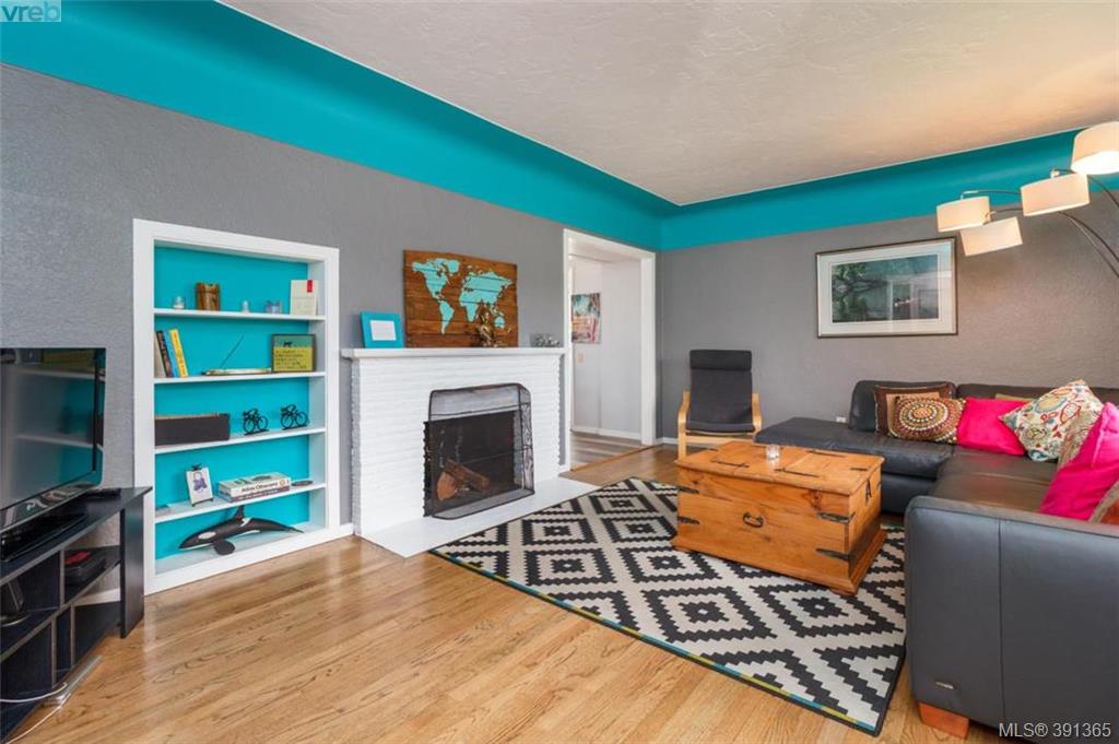 2921 Gosworth Road, Victoria, BC 391365 The House Selling Group