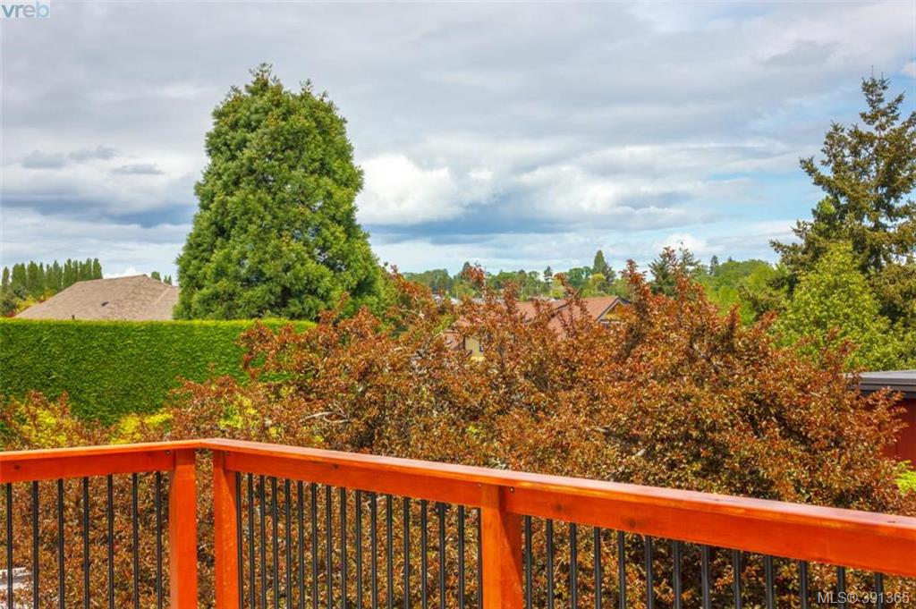 2921 Gosworth Road, Victoria, BC 391365 The House Selling Group