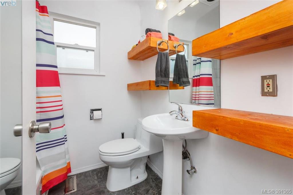 2921 Gosworth Road, Victoria, BC 391365 The House Selling Group