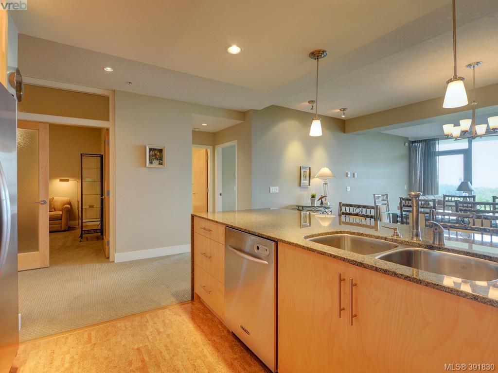  102 738 Sayward Hill Terrace, Victoria, BC 391830 The House