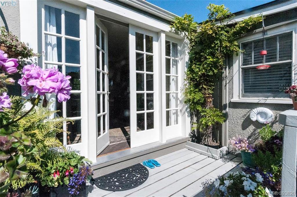 1871 Monteith Street, Victoria, BC 393820 Nicole Pelan