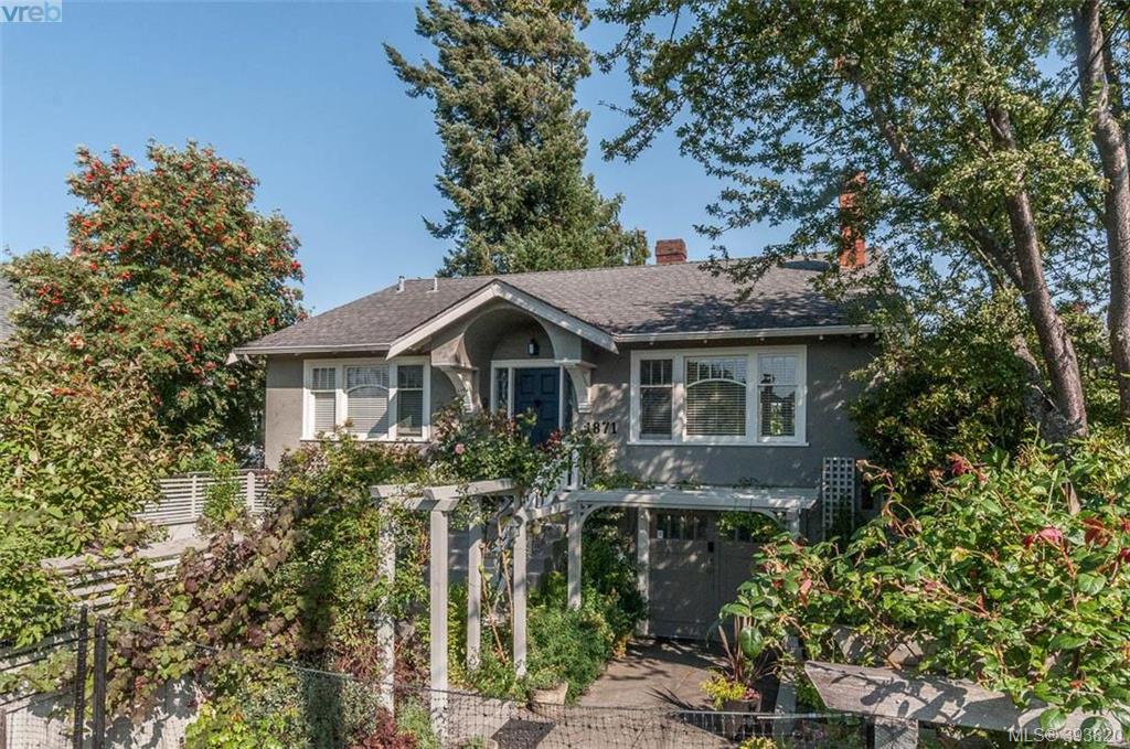 1871 Monteith Street, Victoria, BC 393820 Nicole Pelan