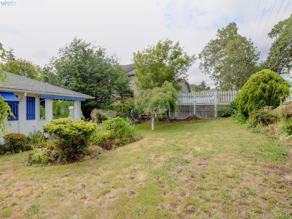 3405 Cedar Hill Road, Victoria, BC 394277 Andrew Maxwell