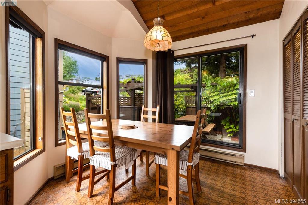 3735 Doncaster Drive, Victoria, BC 394565 Dane Kingsbury Real Estate